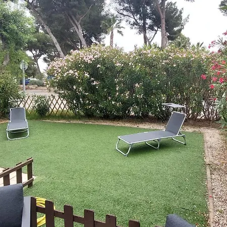 Holiday home Mobil-home Chez Fabrice Et Laure Hyeres